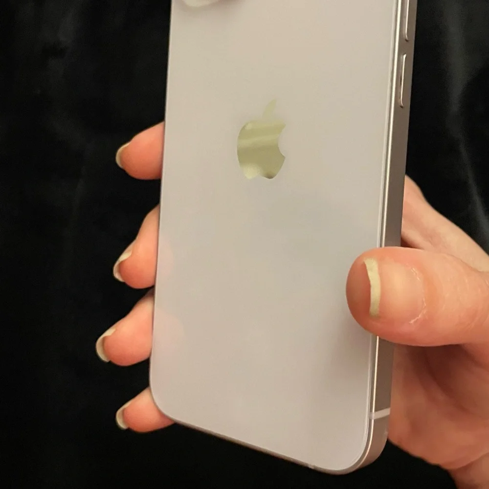 Apple iPhone - White